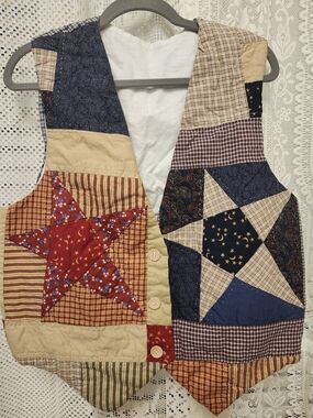 Patchwork Star Quilted Vest in Red, Navy & Tan